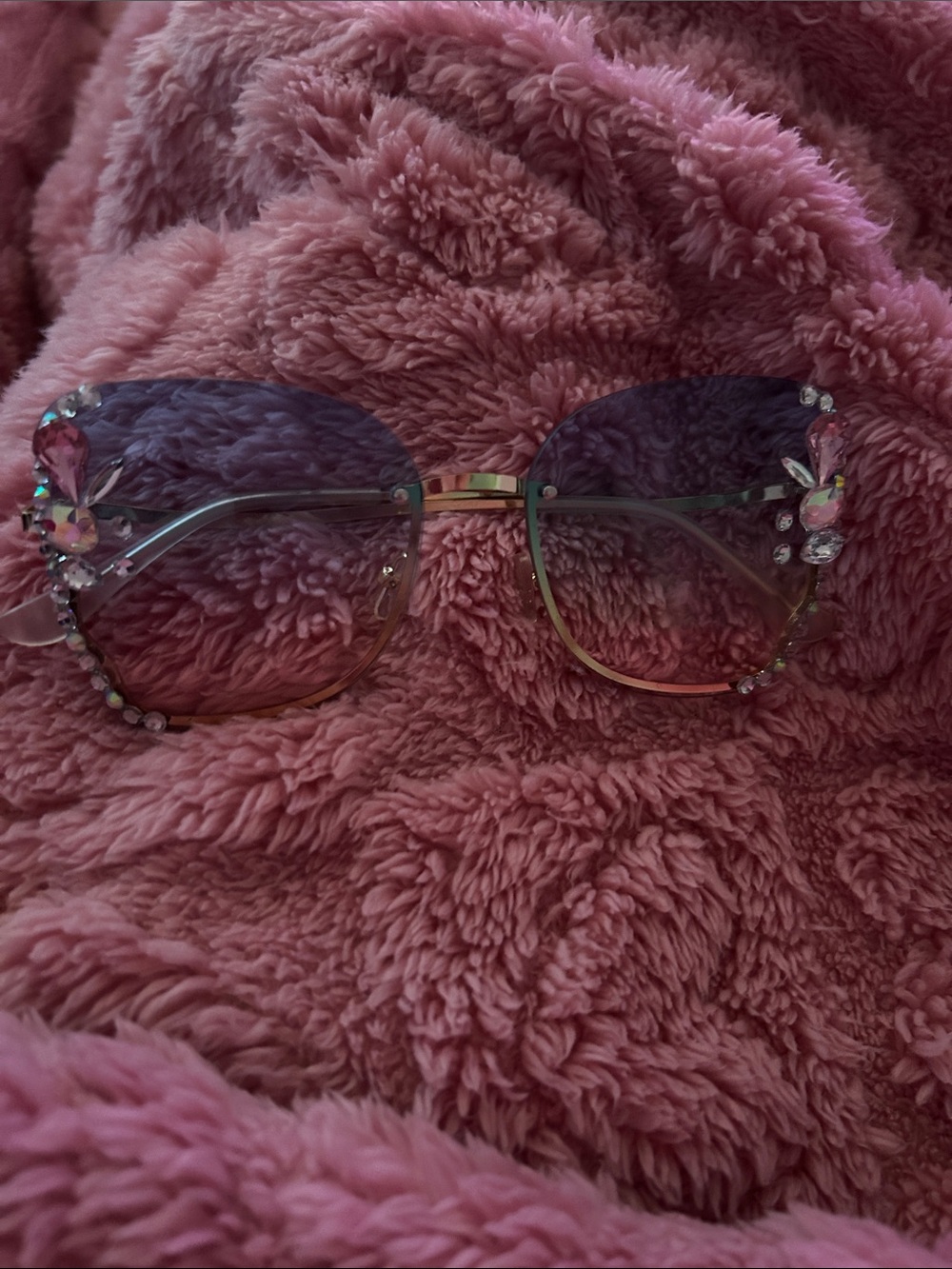 Sparkling Rhinestone-Accent Pink Gradient Women's Sunglasses — GENTLY USED!